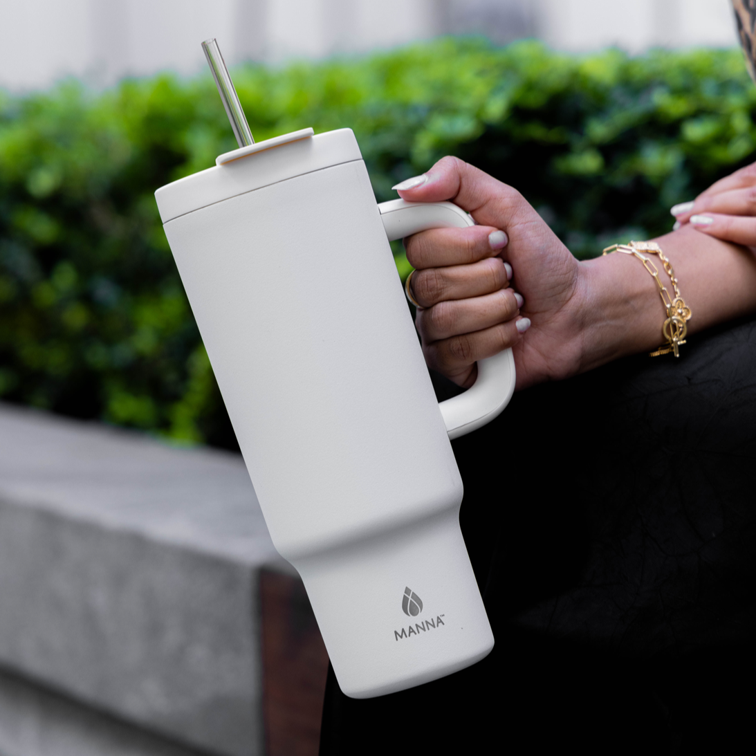40-oz-leisure-tumbler-a3 Core_Home_Manna_Lifestyle_AUG_13-38.png